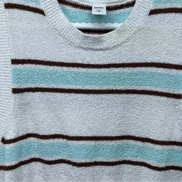 Twik Camisole knitted soft crop top - Picture 3 of 11